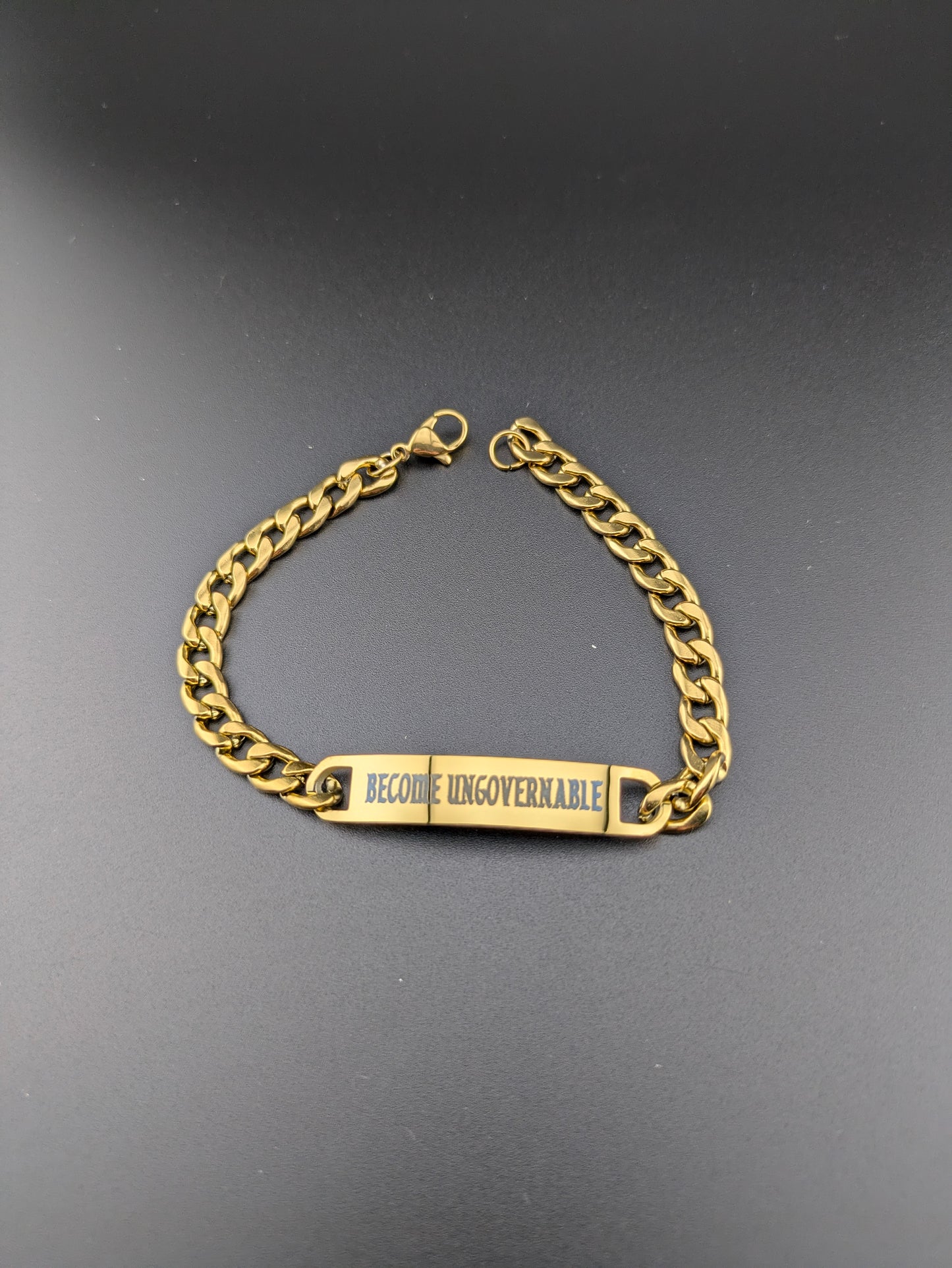 Personalized Curved Bar Bracelet