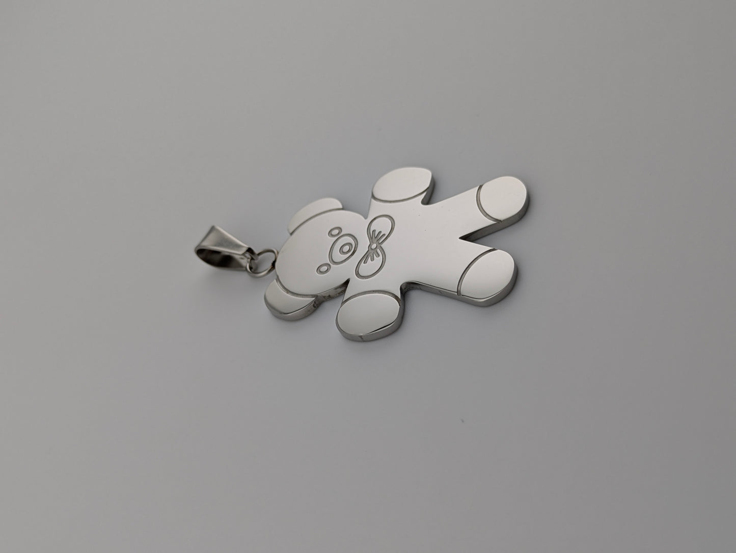 Custom Engraved Pendant Bear with chain