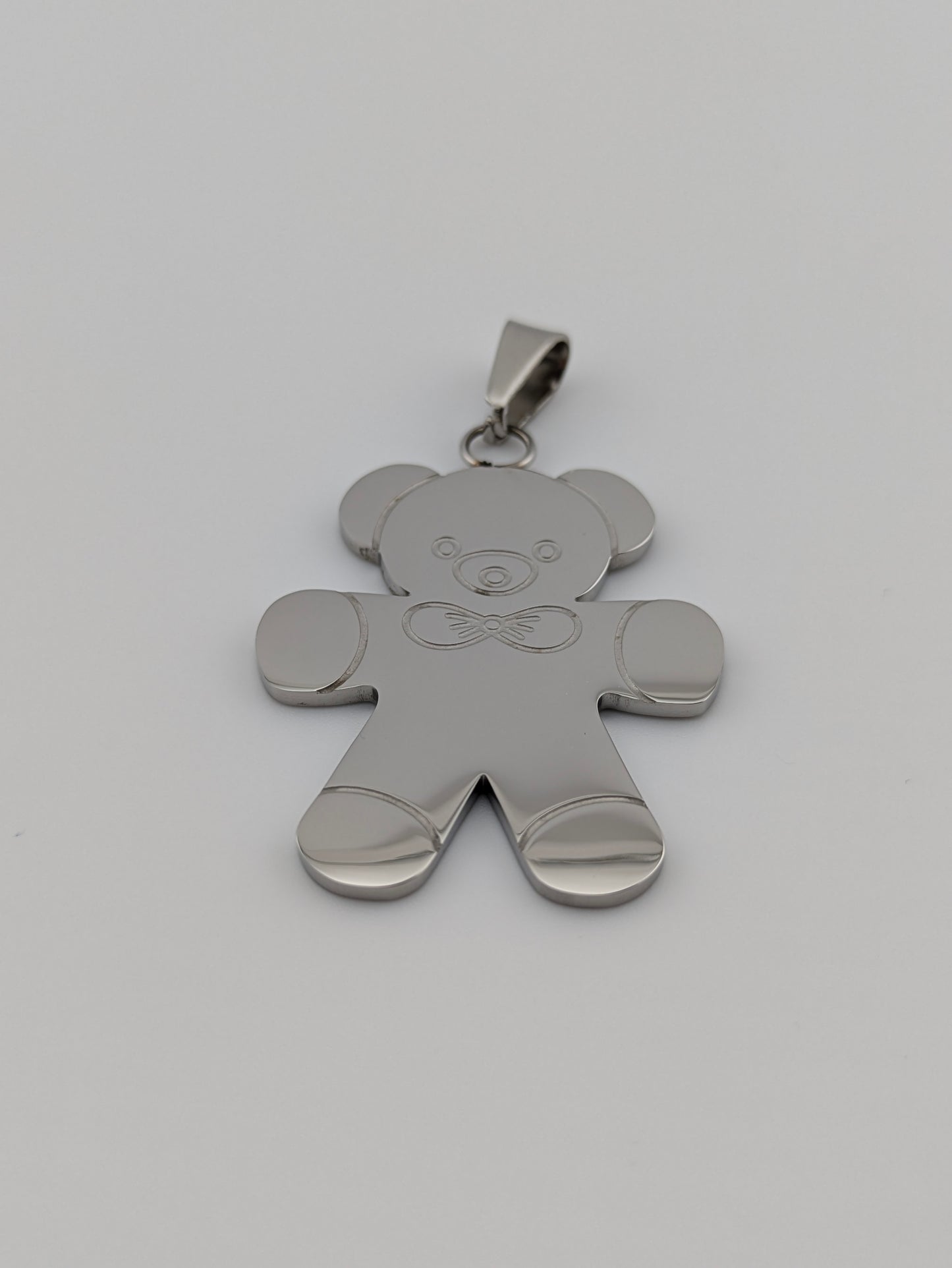 Custom Engraved Pendant Bear with chain